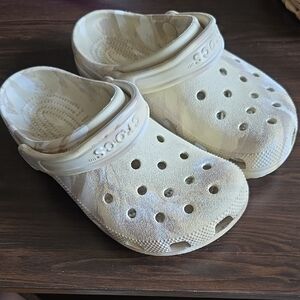 CROCS Kids Sandals in Cream and Tan